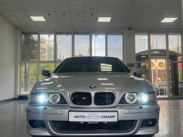 Серый БМВ 5 Серия, объемом двигателя 2.5 л и пробегом 300 тыс. км за 3500 $, фото 2 на Automoto.ua