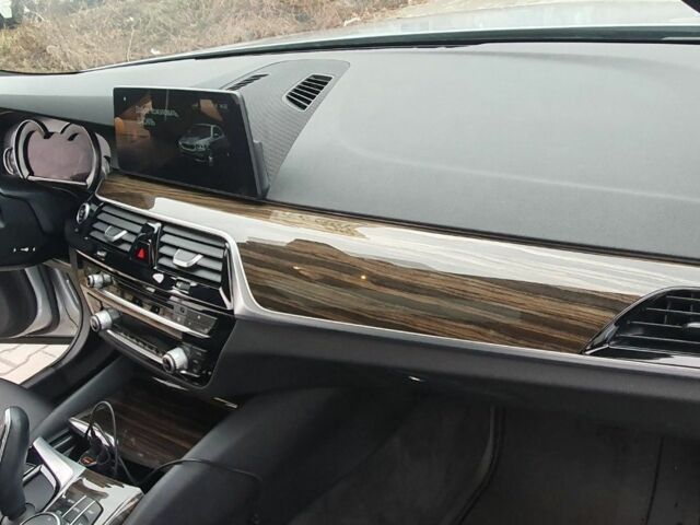 Серый БМВ 5 Серия, объемом двигателя 2 л и пробегом 120 тыс. км за 24800 $, фото 8 на Automoto.ua