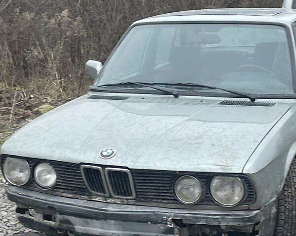 Сірий БМВ 5 Серія, об'ємом двигуна 2.4 л та пробігом 384 тис. км за 1600 $, фото 10 на Automoto.ua