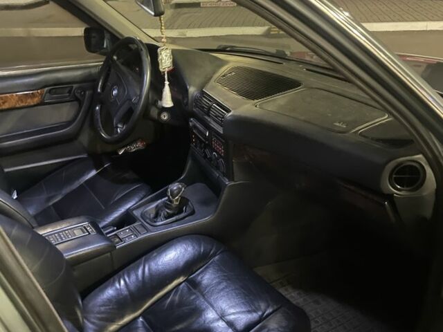 Серый БМВ 5 Серия, объемом двигателя 2 л и пробегом 332 тыс. км за 1899 $, фото 4 на Automoto.ua