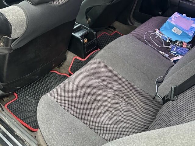 Серый БМВ 5 Серия, объемом двигателя 2.5 л и пробегом 384 тыс. км за 2000 $, фото 5 на Automoto.ua