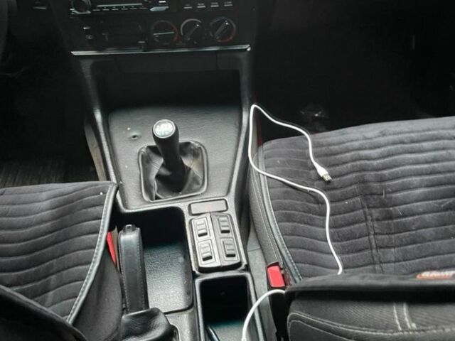 Серый БМВ 5 Серия, объемом двигателя 2 л и пробегом 390 тыс. км за 1700 $, фото 7 на Automoto.ua