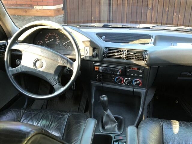 Серый БМВ 5 Серия, объемом двигателя 2 л и пробегом 270 тыс. км за 3499 $, фото 4 на Automoto.ua