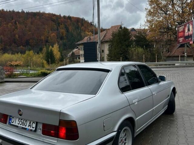 Серый БМВ 5 Серия, объемом двигателя 2 л и пробегом 1 тыс. км за 2850 $, фото 4 на Automoto.ua