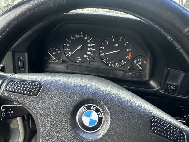 Серый БМВ 5 Серия, объемом двигателя 2.5 л и пробегом 384 тыс. км за 2000 $, фото 6 на Automoto.ua