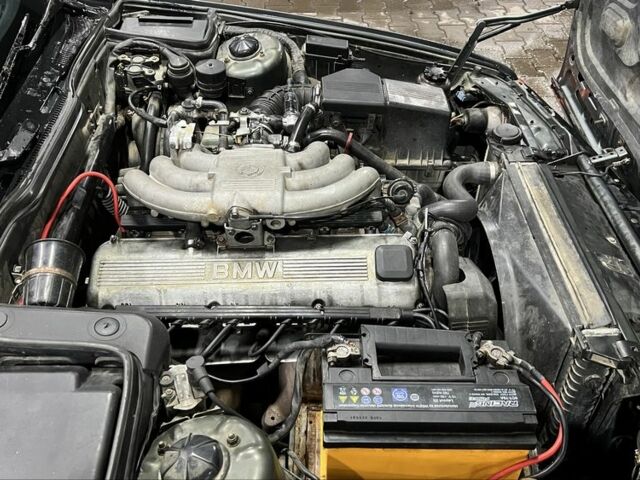 Серый БМВ 5 Серия, объемом двигателя 2.5 л и пробегом 299 тыс. км за 2499 $, фото 9 на Automoto.ua