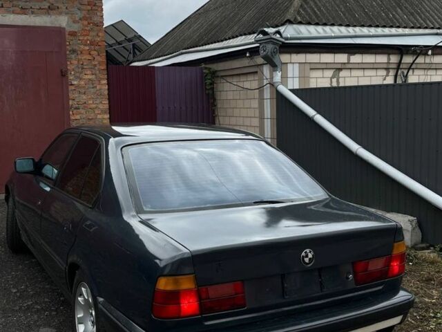 Серый БМВ 5 Серия, объемом двигателя 2 л и пробегом 390 тыс. км за 3500 $, фото 4 на Automoto.ua