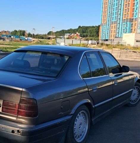 Серый БМВ 5 Серия, объемом двигателя 2.5 л и пробегом 260 тыс. км за 2400 $, фото 14 на Automoto.ua