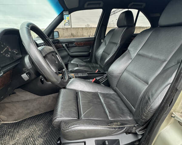 Серый БМВ 5 Серия, объемом двигателя 2.49 л и пробегом 290 тыс. км за 3200 $, фото 13 на Automoto.ua