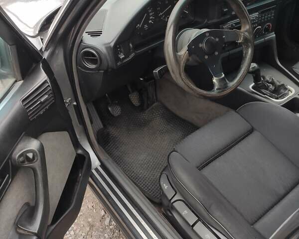 Сірий БМВ 5 Серія, об'ємом двигуна 3.5 л та пробігом 302 тис. км за 2400 $, фото 6 на Automoto.ua