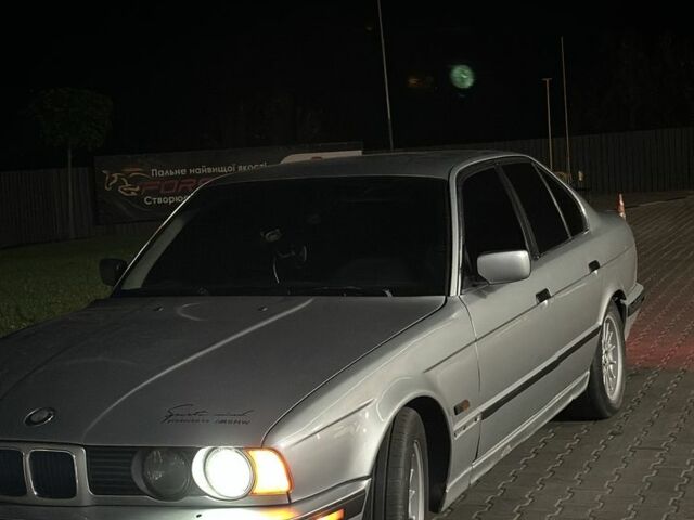 Серый БМВ 5 Серия, объемом двигателя 3 л и пробегом 450 тыс. км за 1900 $, фото 7 на Automoto.ua