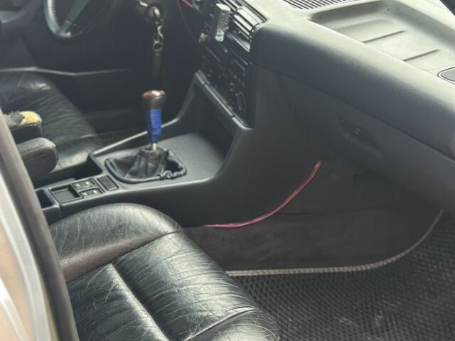 Серый БМВ 5 Серия, объемом двигателя 3 л и пробегом 450 тыс. км за 1900 $, фото 15 на Automoto.ua