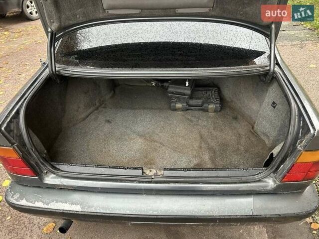 Серый БМВ 5 Серия, объемом двигателя 2 л и пробегом 310 тыс. км за 1750 $, фото 16 на Automoto.ua