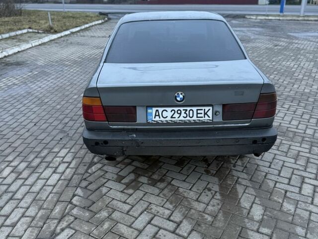 Серый БМВ 5 Серия, объемом двигателя 2.5 л и пробегом 300 тыс. км за 2500 $, фото 6 на Automoto.ua