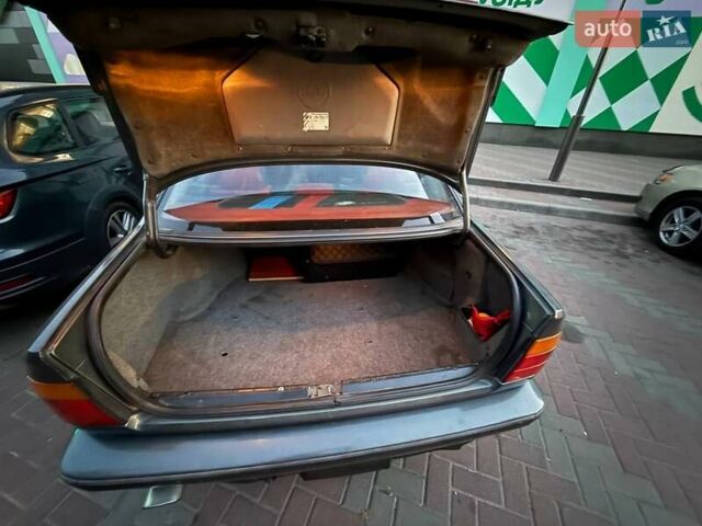 Серый БМВ 5 Серия, объемом двигателя 2 л и пробегом 180 тыс. км за 2300 $, фото 15 на Automoto.ua