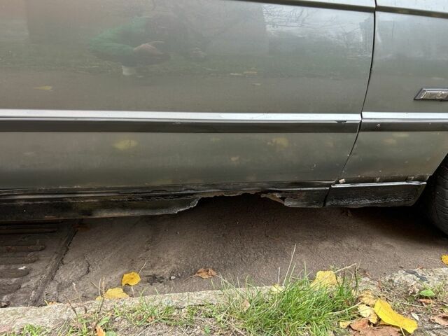 Серый БМВ 5 Серия, объемом двигателя 2 л и пробегом 310 тыс. км за 1750 $, фото 9 на Automoto.ua