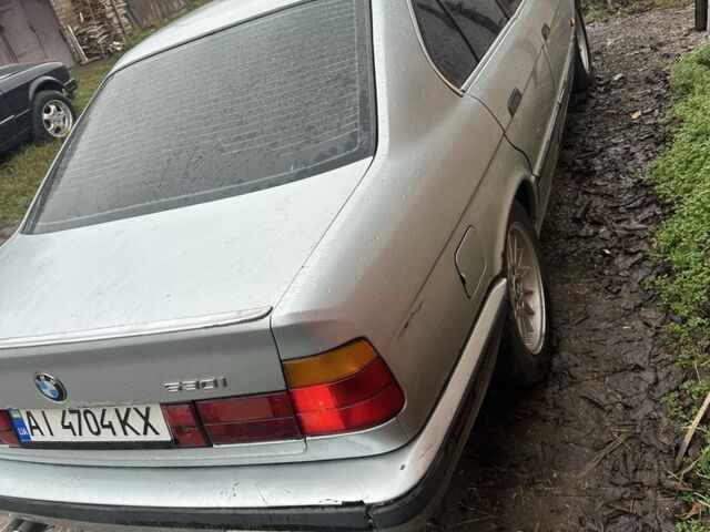 Серый БМВ 5 Серия, объемом двигателя 3 л и пробегом 450 тыс. км за 1900 $, фото 5 на Automoto.ua