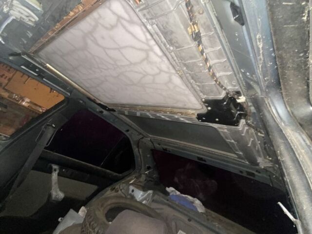 Сірий БМВ 5 Серія, об'ємом двигуна 2 л та пробігом 250 тис. км за 790 $, фото 6 на Automoto.ua