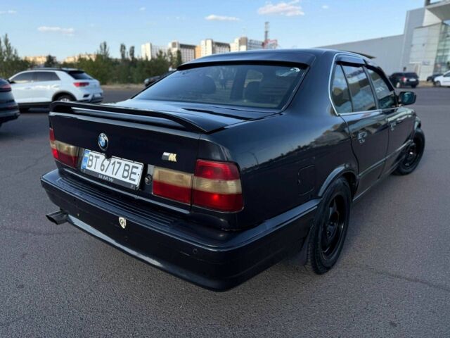 Серый БМВ 5 Серия, объемом двигателя 2.5 л и пробегом 170 тыс. км за 3500 $, фото 12 на Automoto.ua