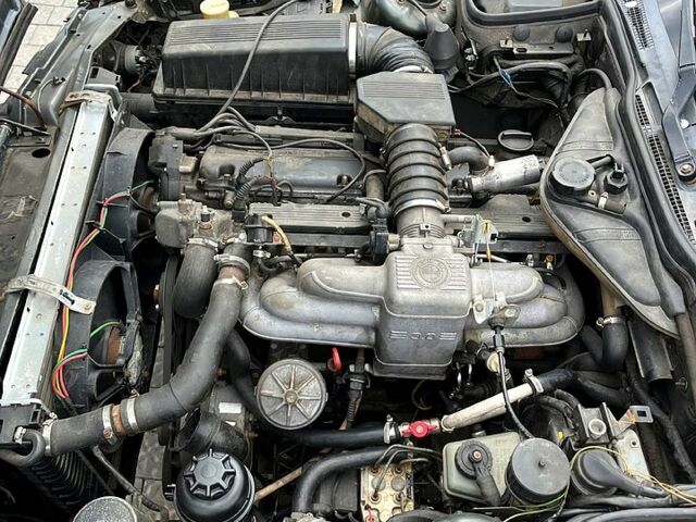 Серый БМВ 5 Серия, объемом двигателя 3 л и пробегом 78 тыс. км за 2999 $, фото 6 на Automoto.ua