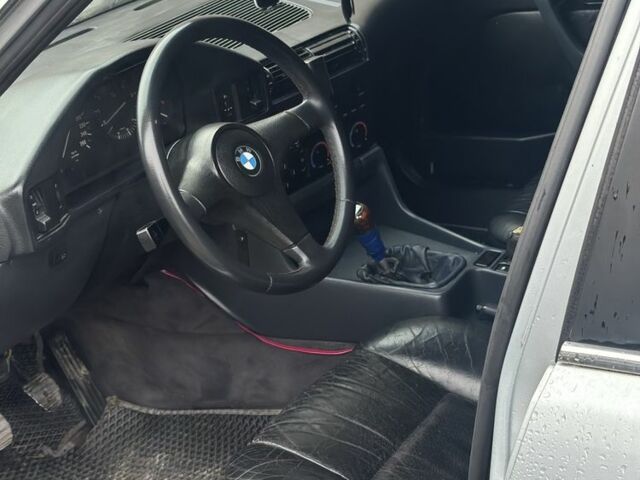 Серый БМВ 5 Серия, объемом двигателя 3 л и пробегом 450 тыс. км за 1900 $, фото 13 на Automoto.ua