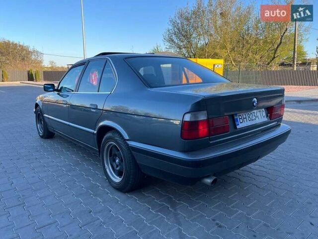 Серый БМВ 5 Серия, объемом двигателя 2 л и пробегом 380 тыс. км за 3200 $, фото 13 на Automoto.ua