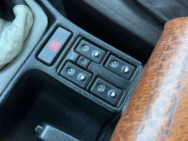 Серый БМВ 5 Серия, объемом двигателя 2.5 л и пробегом 170 тыс. км за 3500 $, фото 22 на Automoto.ua