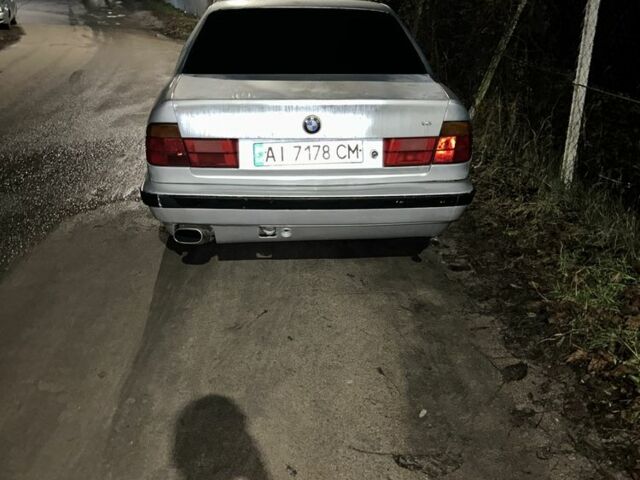 Серый БМВ 5 Серия, объемом двигателя 2 л и пробегом 222 тыс. км за 1900 $, фото 4 на Automoto.ua