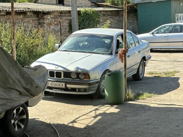 Серый БМВ 5 Серия, объемом двигателя 3 л и пробегом 450 тыс. км за 1900 $, фото 10 на Automoto.ua