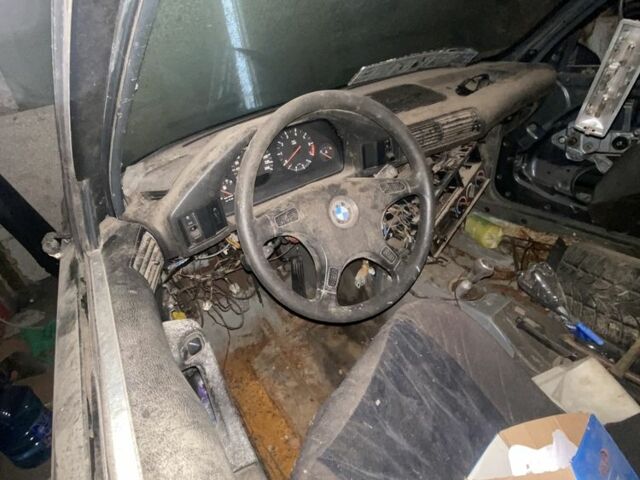 Сірий БМВ 5 Серія, об'ємом двигуна 2 л та пробігом 250 тис. км за 790 $, фото 7 на Automoto.ua