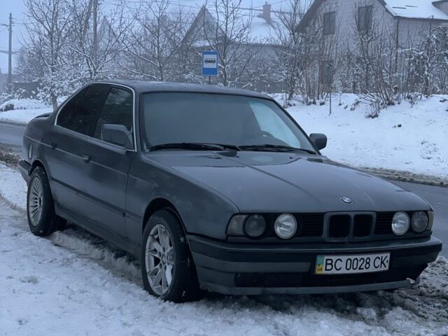 Серый БМВ 5 Серия, объемом двигателя 2.5 л и пробегом 3 тыс. км за 2500 $, фото 2 на Automoto.ua
