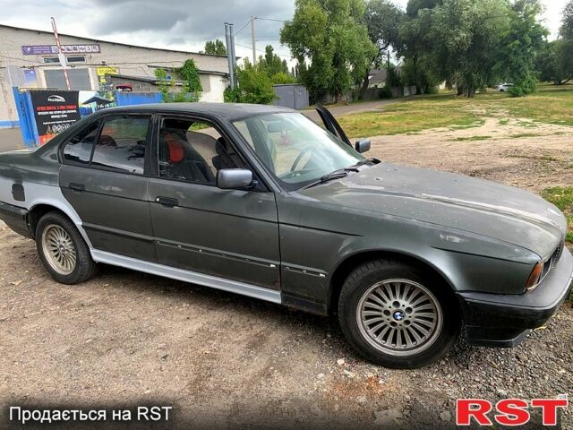 Серый БМВ 5 Серия, объемом двигателя 2.5 л и пробегом 0 тыс. км за 1850 $, фото 2 на Automoto.ua