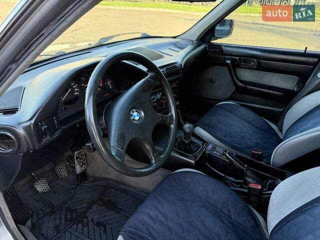 Серый БМВ 5 Серия, объемом двигателя 2 л и пробегом 295 тыс. км за 3000 $, фото 7 на Automoto.ua