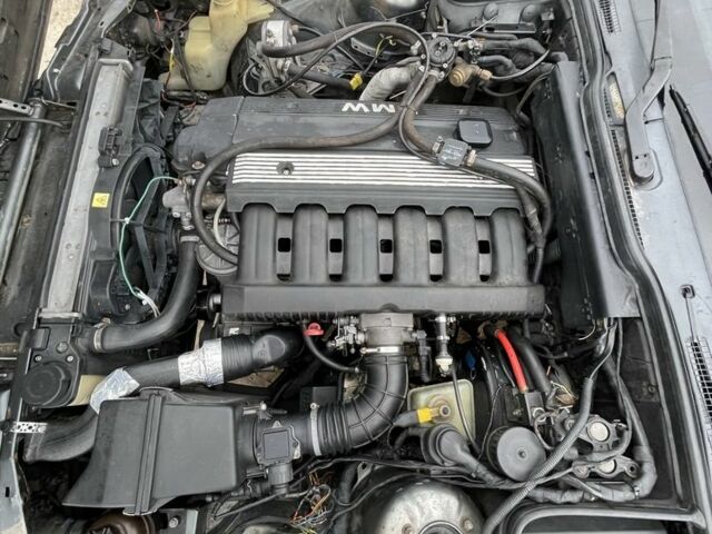 Сірий БМВ 5 Серія, об'ємом двигуна 2.5 л та пробігом 428 тис. км за 3400 $, фото 6 на Automoto.ua