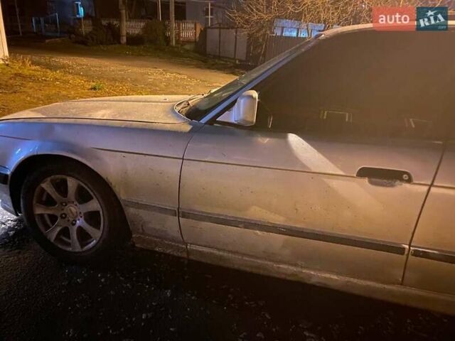 Серый БМВ 5 Серия, объемом двигателя 2.5 л и пробегом 300 тыс. км за 1550 $, фото 2 на Automoto.ua