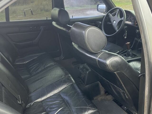 Сірий БМВ 5 Серія, об'ємом двигуна 2.5 л та пробігом 428 тис. км за 3400 $, фото 7 на Automoto.ua