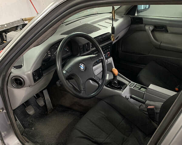Серый БМВ 5 Серия, объемом двигателя 2.4 л и пробегом 300 тыс. км за 2300 $, фото 6 на Automoto.ua