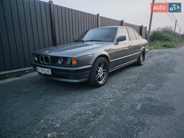 Серый БМВ 5 Серия, объемом двигателя 2.5 л и пробегом 332 тыс. км за 4800 $, фото 4 на Automoto.ua