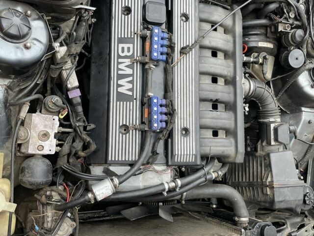 Серый БМВ 5 Серия, объемом двигателя 2.5 л и пробегом 3 тыс. км за 2500 $, фото 7 на Automoto.ua