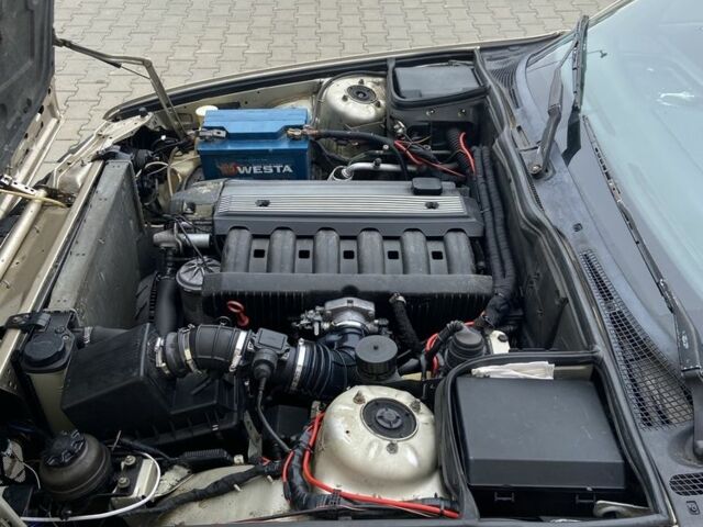 Серый БМВ 5 Серия, объемом двигателя 2 л и пробегом 333 тыс. км за 3500 $, фото 8 на Automoto.ua