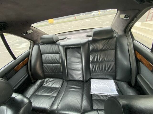 Серый БМВ 5 Серия, объемом двигателя 2 л и пробегом 333 тыс. км за 3500 $, фото 7 на Automoto.ua