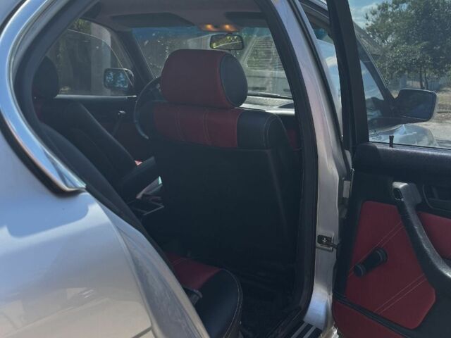 Серый БМВ 5 Серия, объемом двигателя 2.5 л и пробегом 400 тыс. км за 4200 $, фото 5 на Automoto.ua