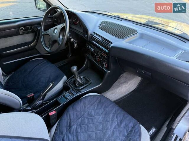 Серый БМВ 5 Серия, объемом двигателя 2 л и пробегом 295 тыс. км за 3000 $, фото 11 на Automoto.ua