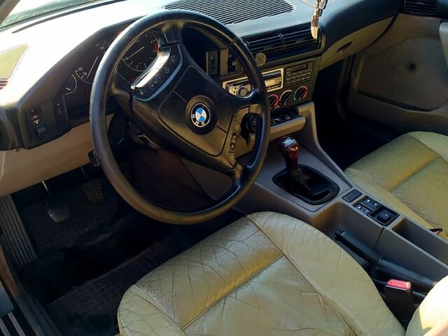 Серый БМВ 5 Серия, объемом двигателя 2.5 л и пробегом 380 тыс. км за 1700 $, фото 5 на Automoto.ua