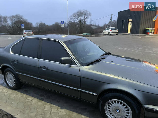 Серый БМВ 5 Серия, объемом двигателя 2.4 л и пробегом 400 тыс. км за 2500 $, фото 16 на Automoto.ua