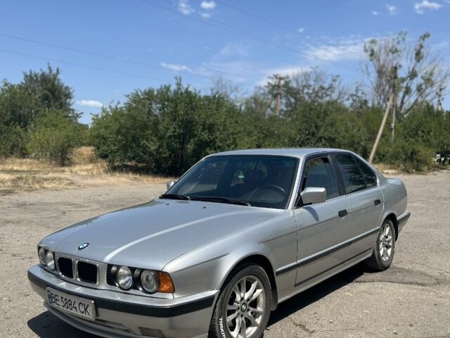 Серый БМВ 5 Серия, объемом двигателя 2.5 л и пробегом 400 тыс. км за 4200 $, фото 4 на Automoto.ua