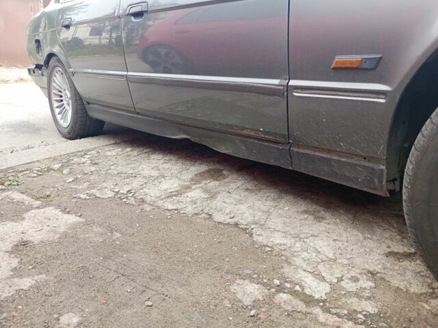 Серый БМВ 5 Серия, объемом двигателя 0 л и пробегом 480 тыс. км за 2500 $, фото 10 на Automoto.ua