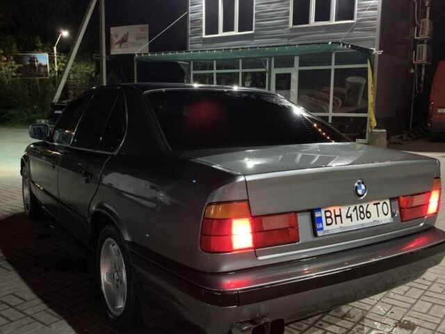 Серый БМВ 5 Серия, объемом двигателя 2 л и пробегом 3 тыс. км за 2200 $, фото 4 на Automoto.ua