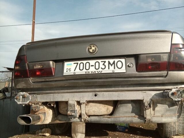 Сірий БМВ 5 Серія, об'ємом двигуна 0 л та пробігом 200 тис. км за 2300 $, фото 3 на Automoto.ua