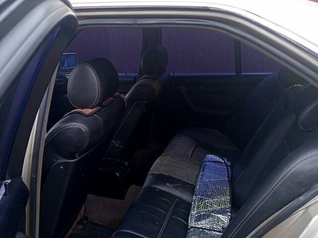 Сірий БМВ 5 Серія, об'ємом двигуна 2.5 л та пробігом 111 тис. км за 1900 $, фото 8 на Automoto.ua